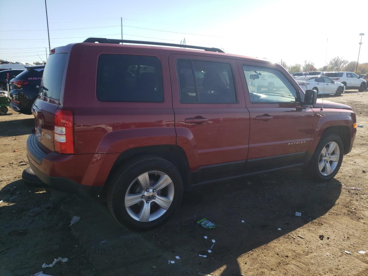 Jeep Patriot Latitude Image 9
