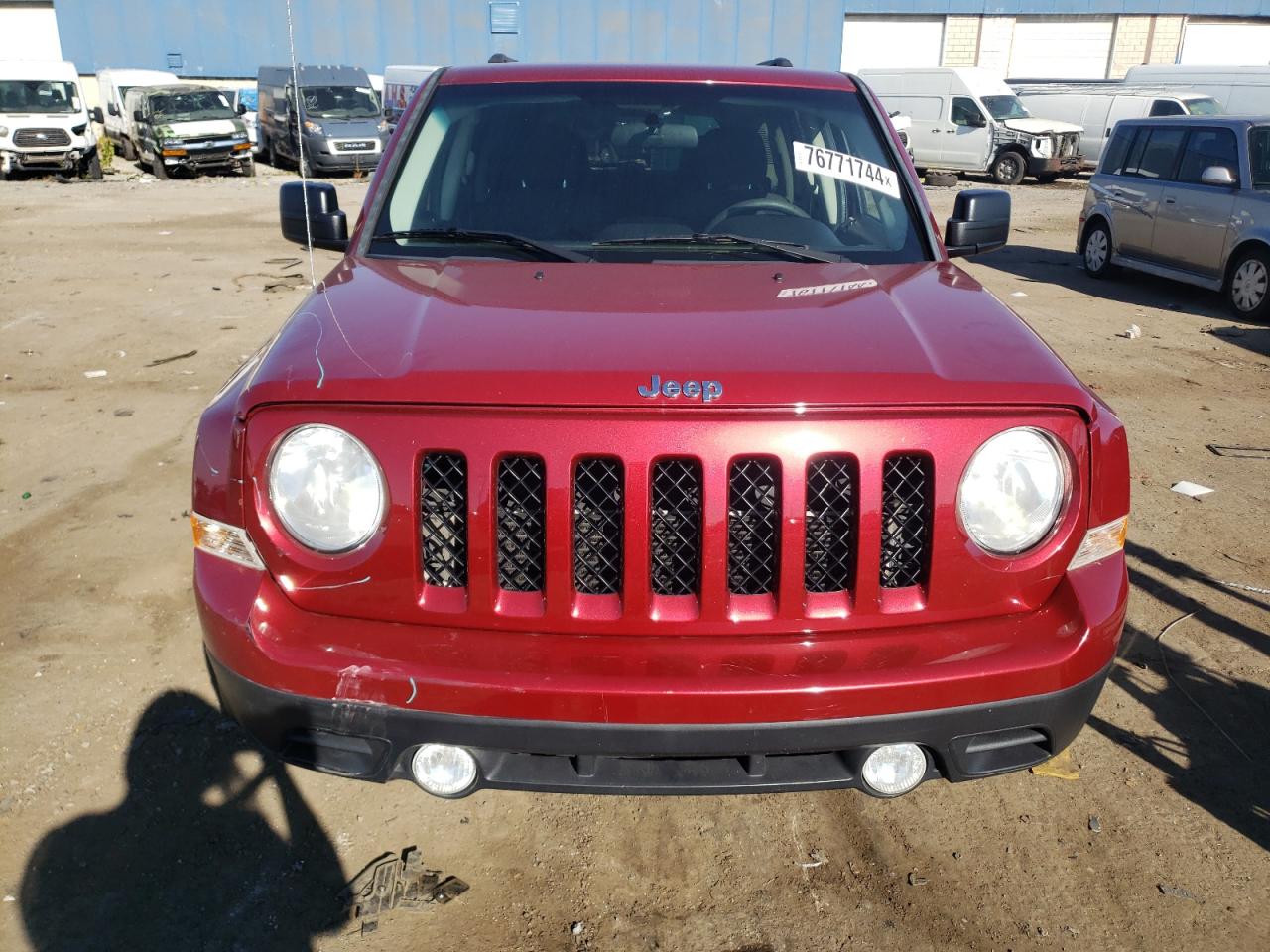 Jeep Patriot Latitude Image 7