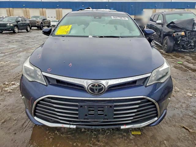 Toyota Avalon Xle Image 7