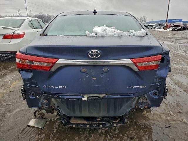 Toyota Avalon Xle Image 2