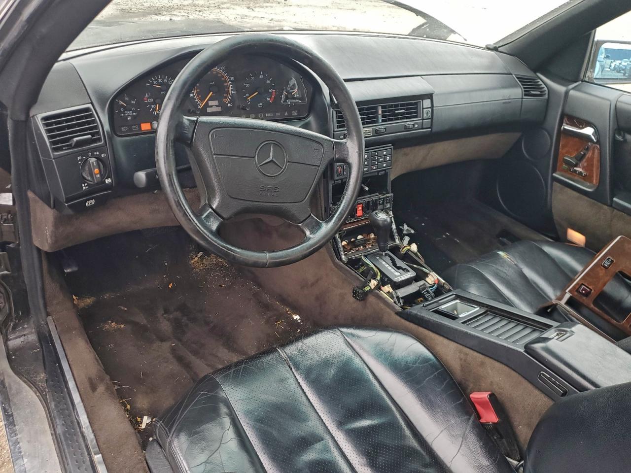 Mercedes-Benz S-Class 500 Image 8