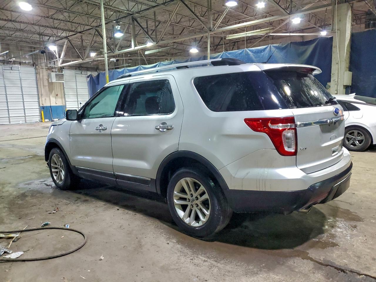Ford Explorer Xlt Image 4