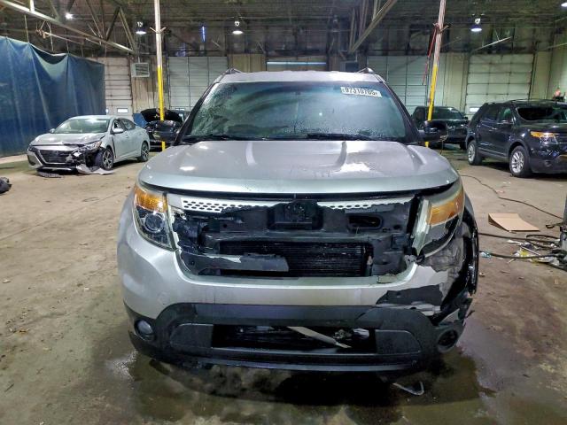 Ford Explorer Xlt Image 13