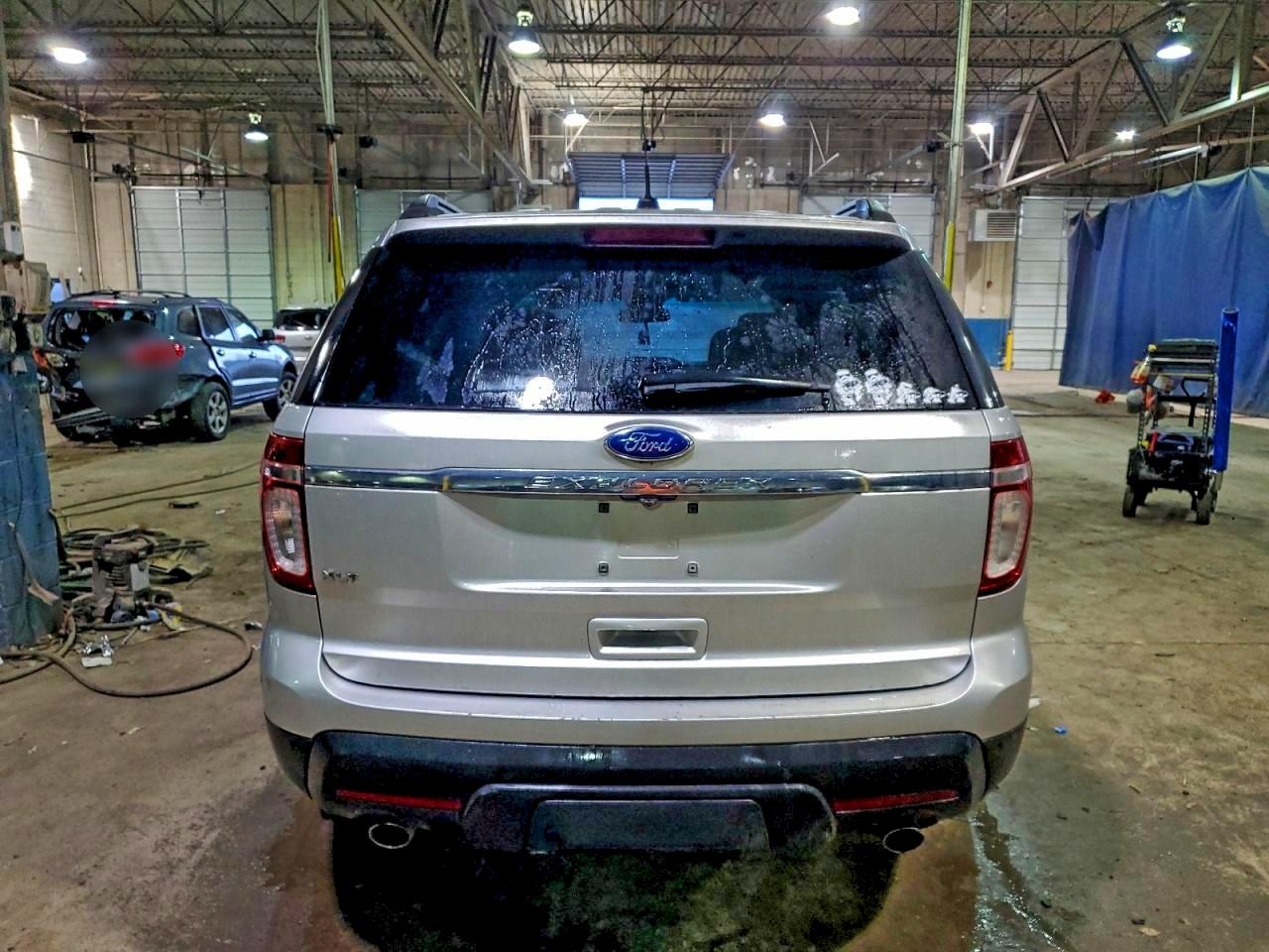 Ford Explorer Xlt Image 5