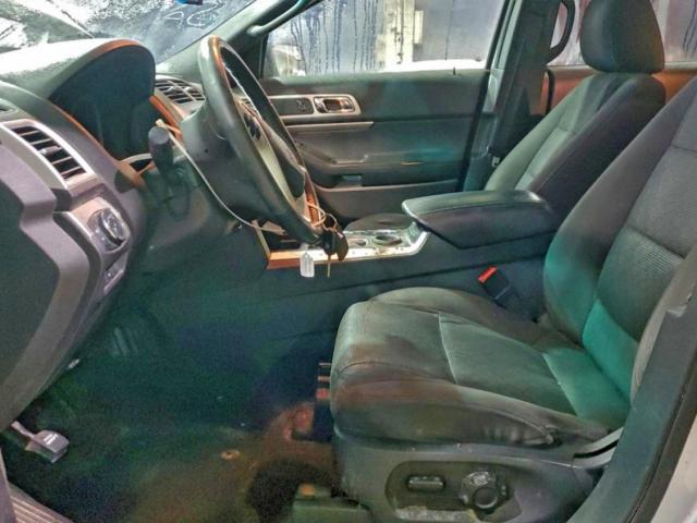 Ford Explorer Xlt Image 9