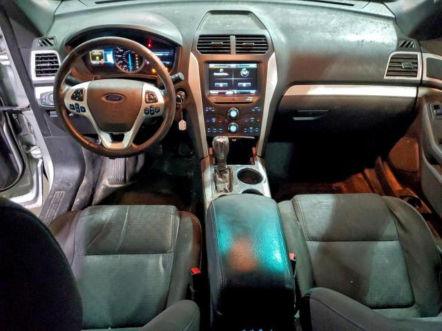 Ford Explorer Xlt Image 2