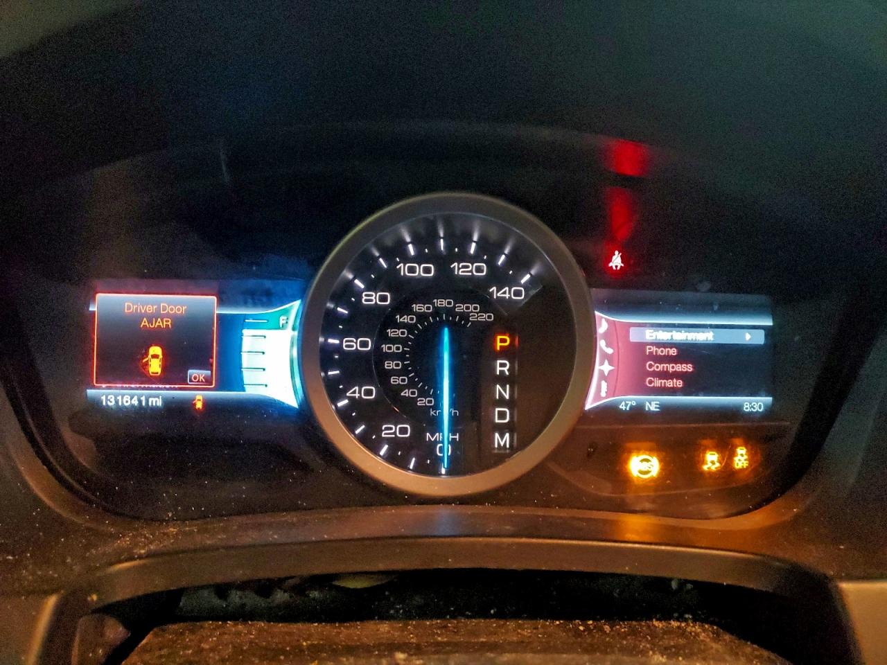 Ford Explorer Xlt Image 12