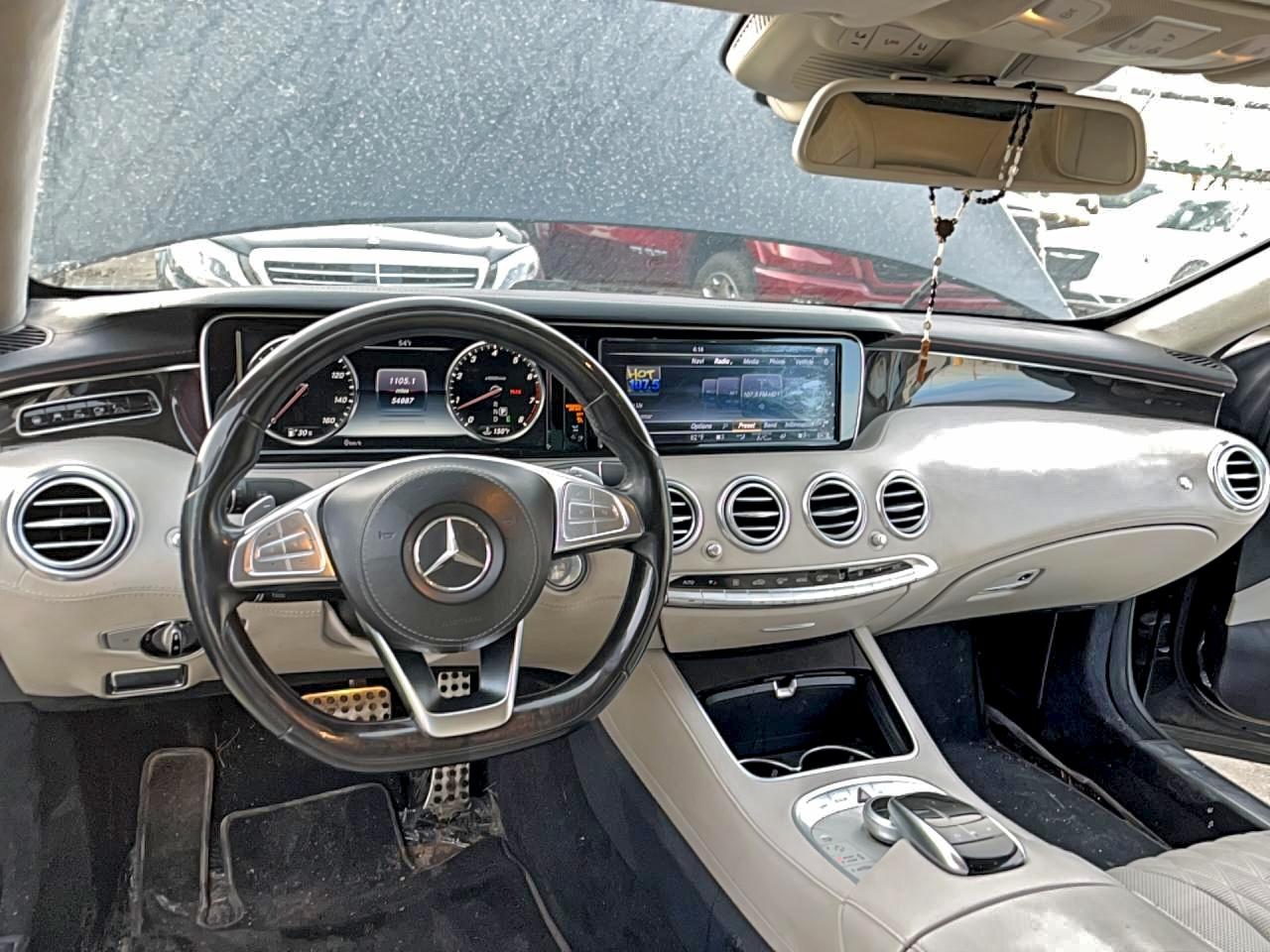Mercedes-Benz S-Class 550 Image 7