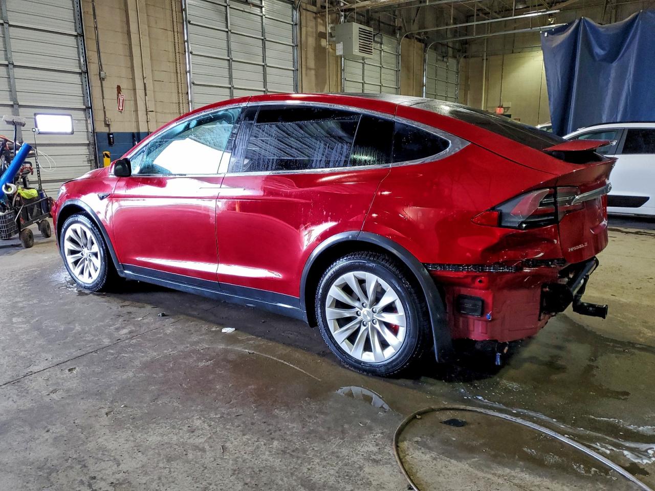 Tesla Model X Image 13