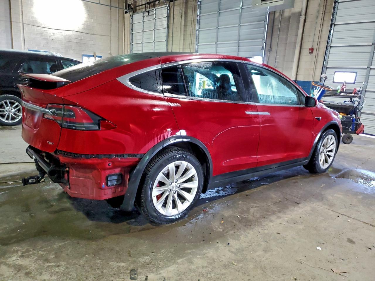 Tesla Model X Image 12