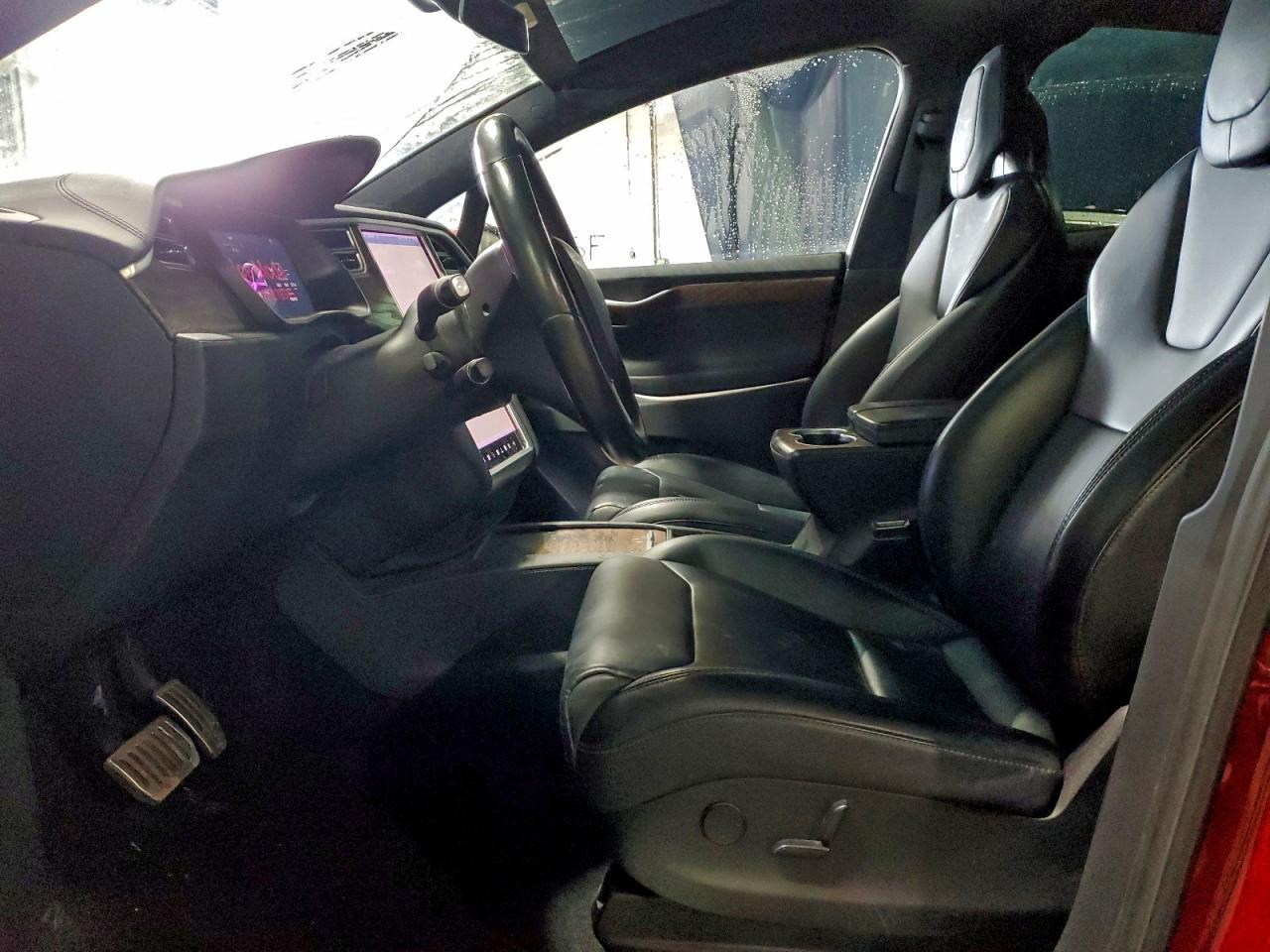 Tesla Model X Image 3