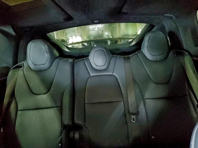 Tesla Model X Image 4