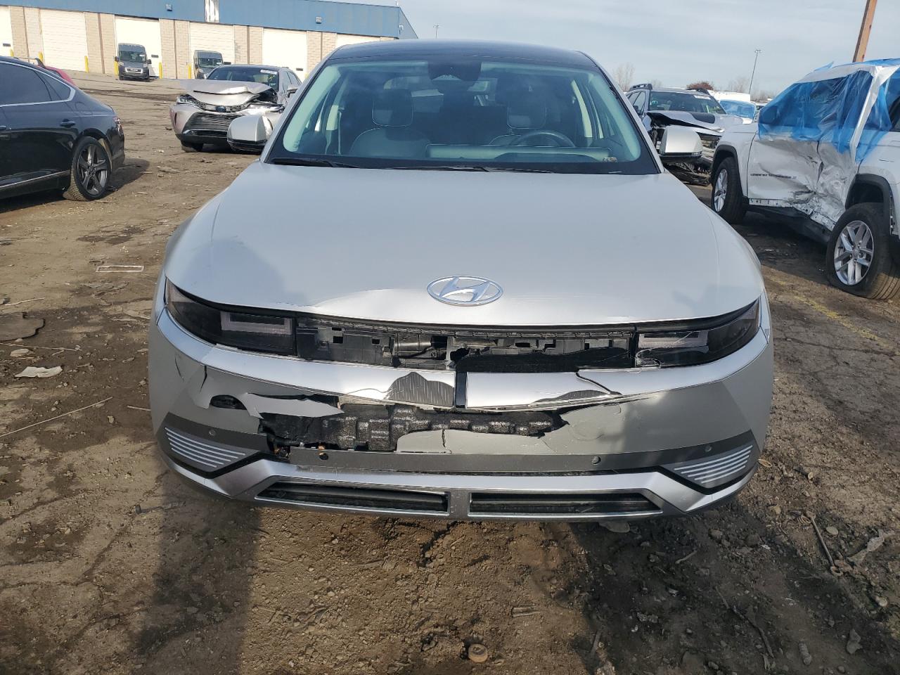 Hyundai Ioniq Limited Image 2