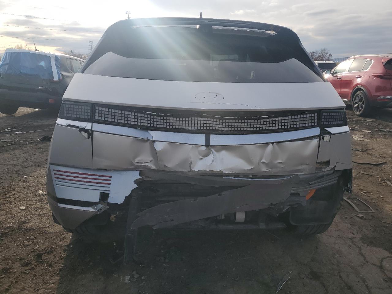 Hyundai Ioniq Limited Image 3