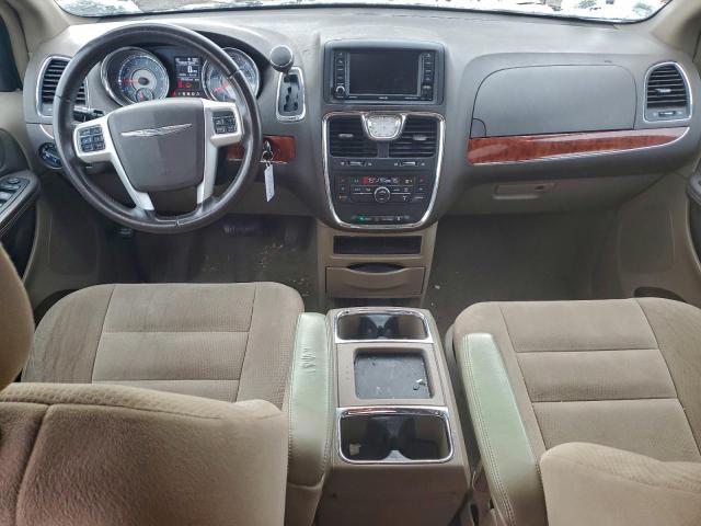 Chrysler Minivan Touring Image 8