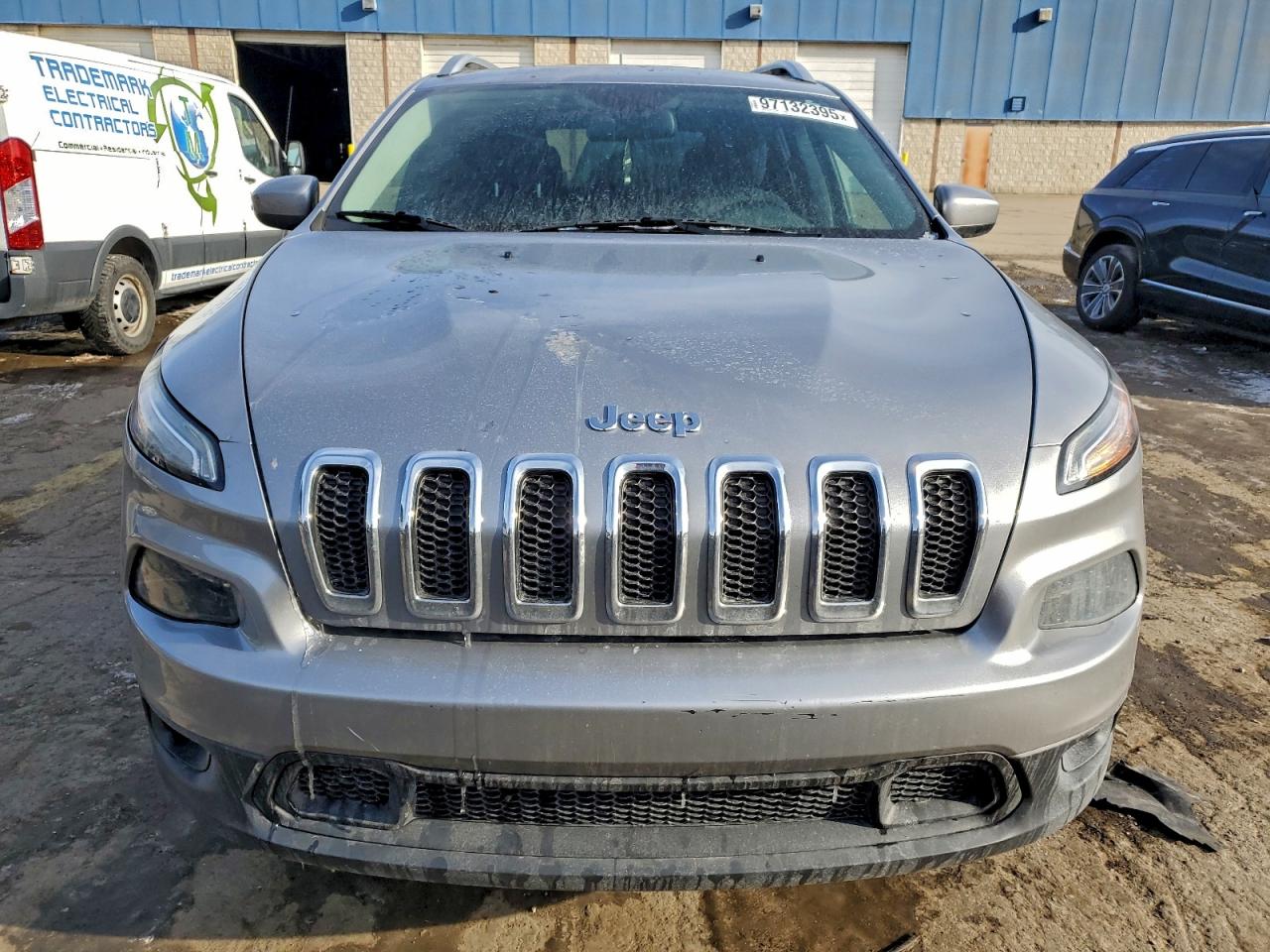 Jeep Grand Cherokee Latitude Image 2