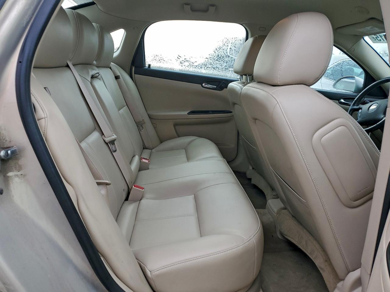 Chevrolet Impala Lt Image 10