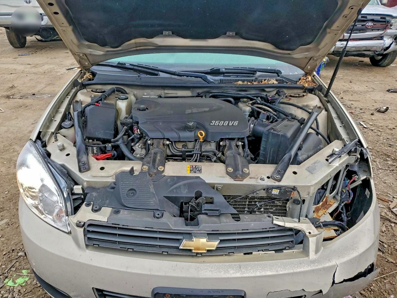 Chevrolet Impala Lt Image 11