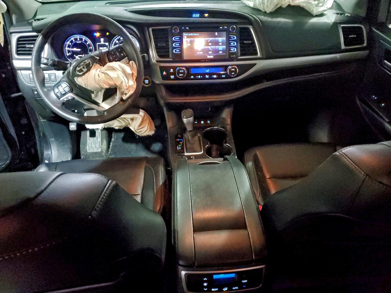 Toyota Highlander Xle Image 11