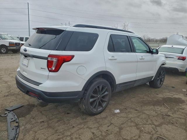 Ford Explorer Xlt Image 2