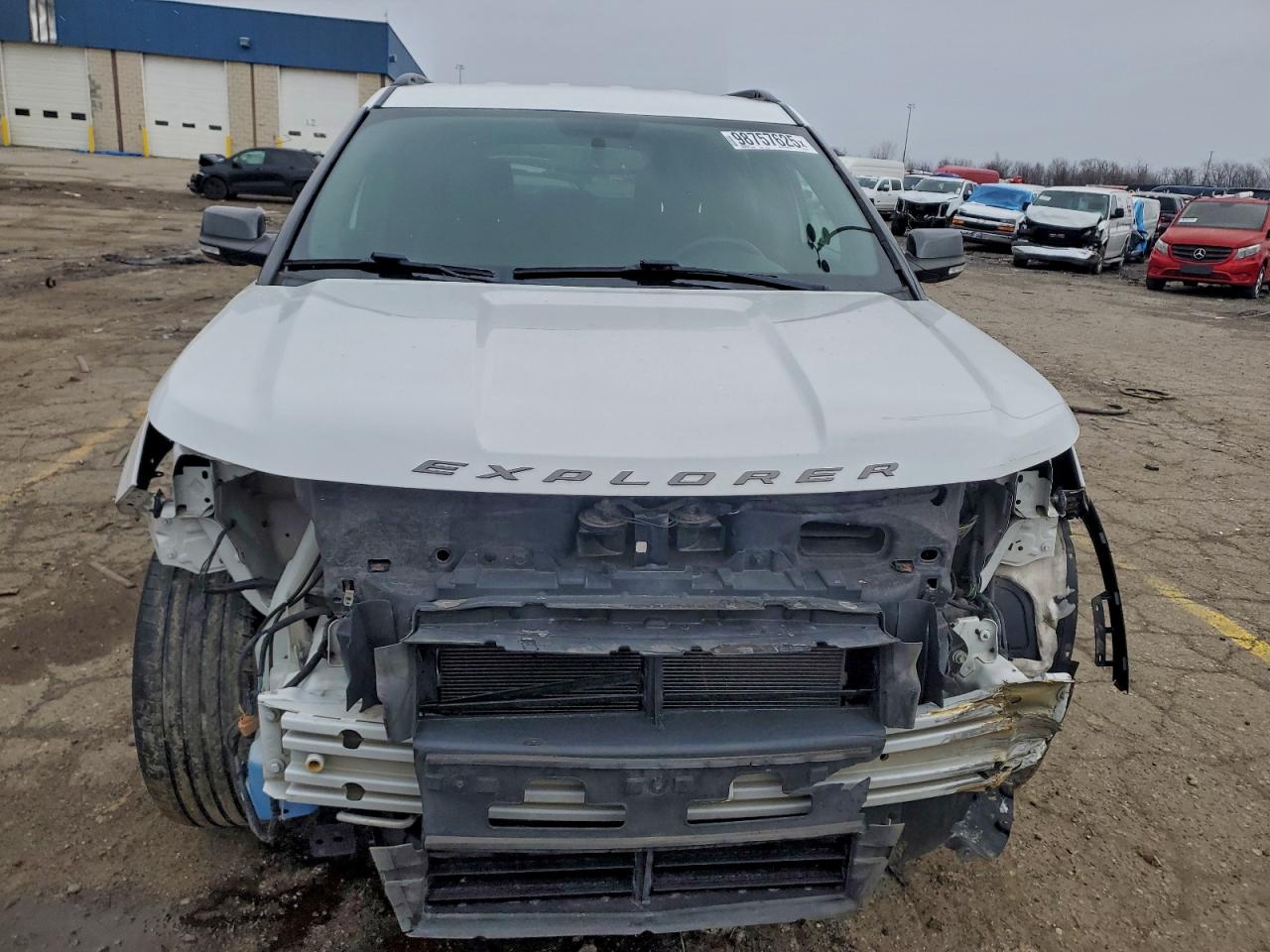 Ford Explorer Xlt Image 7