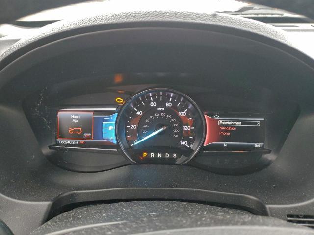 Ford Explorer Xlt Image 9