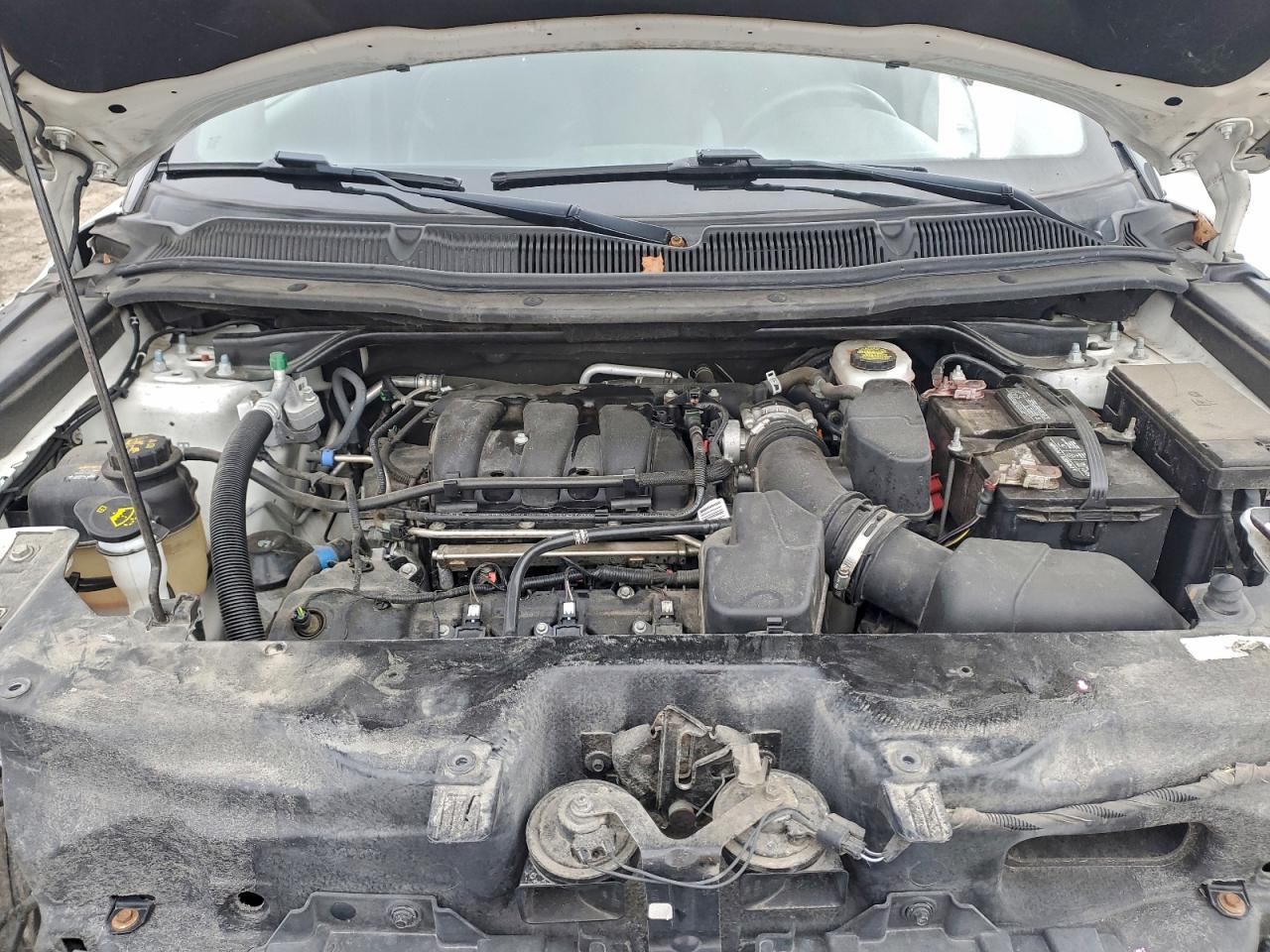 Ford Explorer Xlt Image 12