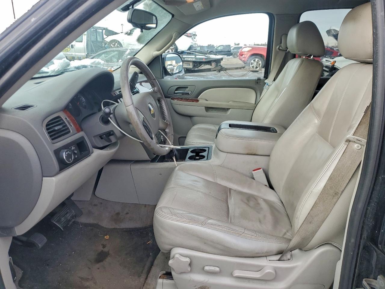 Chevrolet Tahoe C1500 Lt Image 10