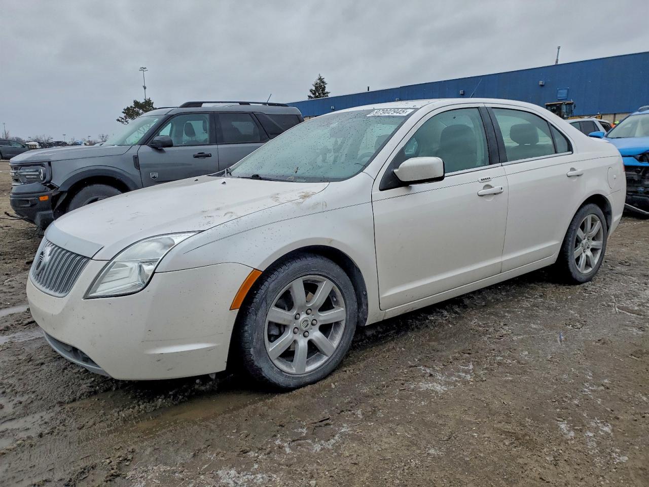 Mercury Milan Premier Image 1