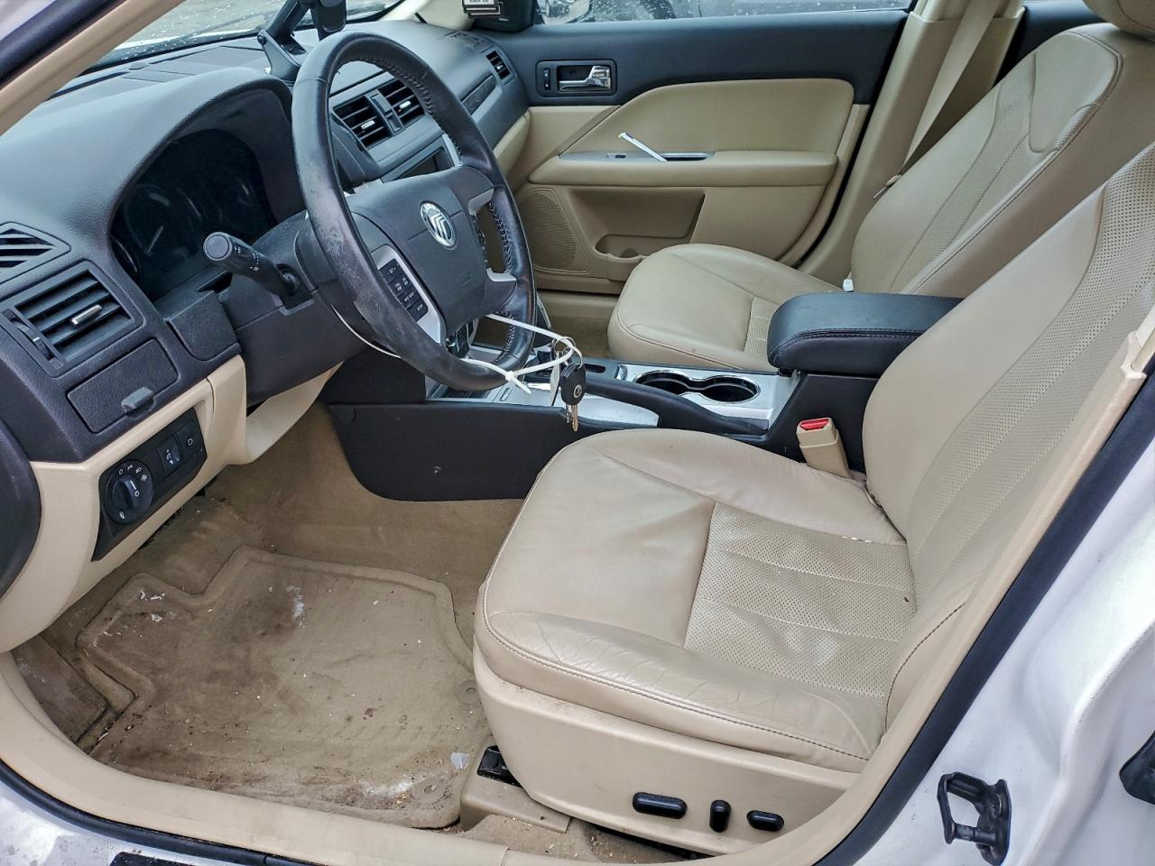 Mercury Milan Premier Image 10