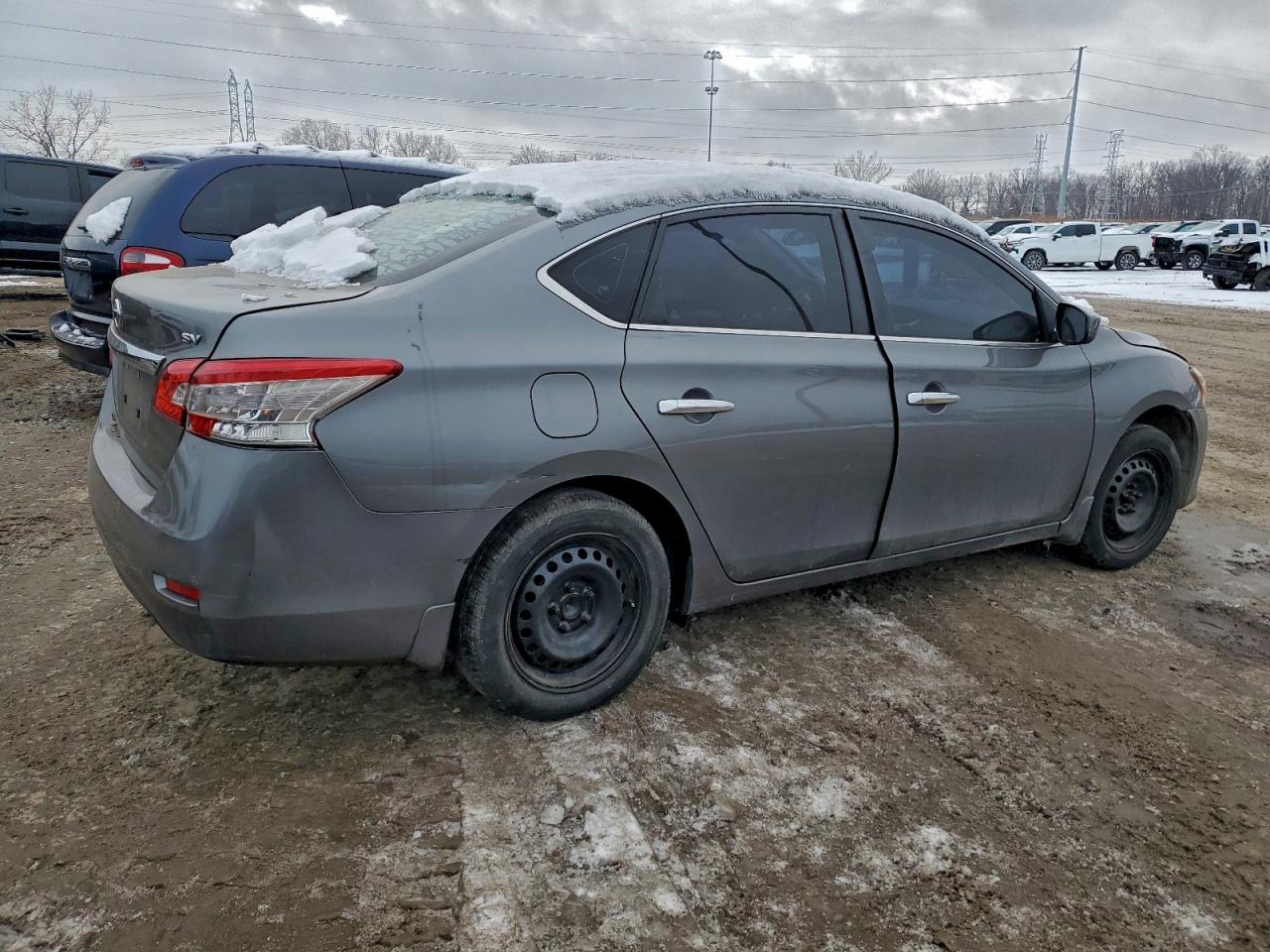 Nissan Sentra S Image 3