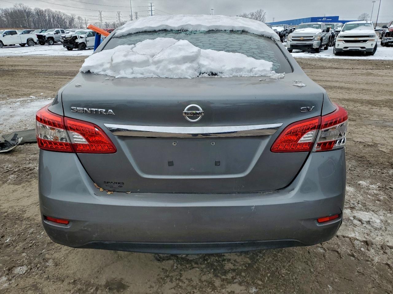 Nissan Sentra S Image 5