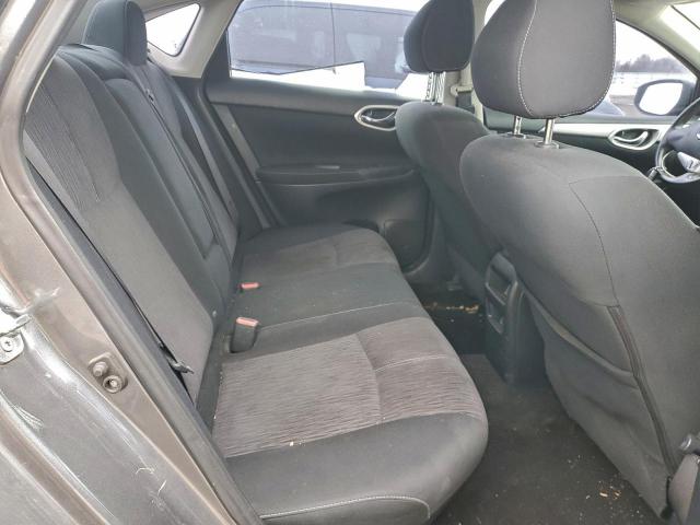 Nissan Sentra S Image 7