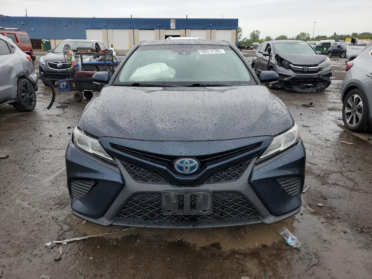 Toyota Camry Hybrid Image 4