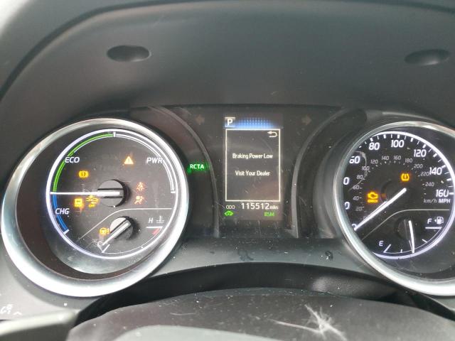 Toyota Camry Hybrid Image 8