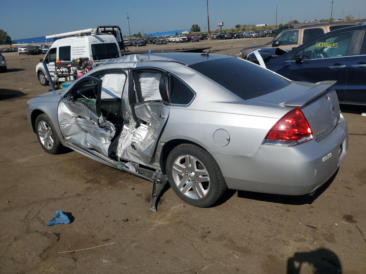 Chevrolet Impala Lt Image 12