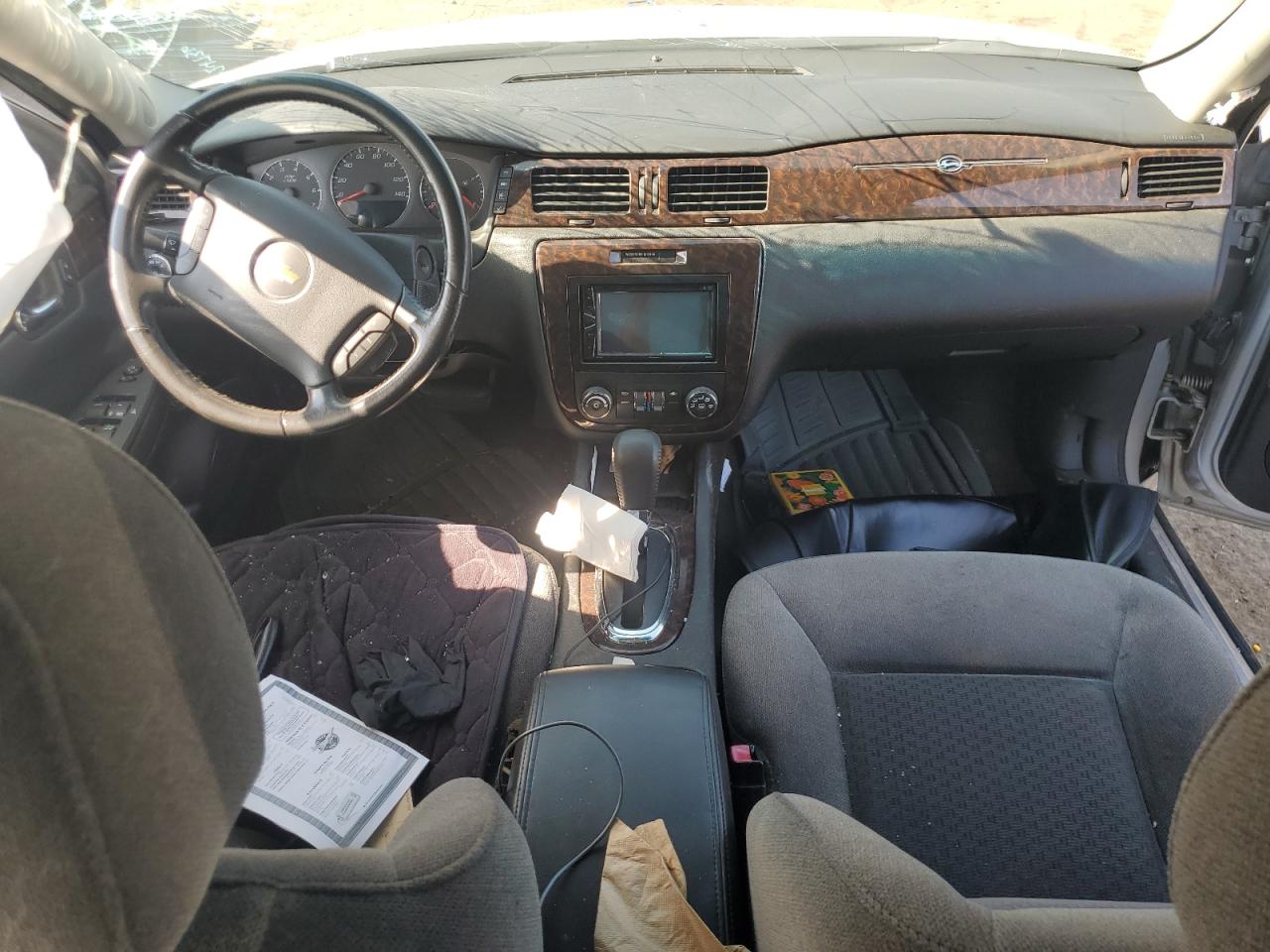 Chevrolet Impala Lt Image 8