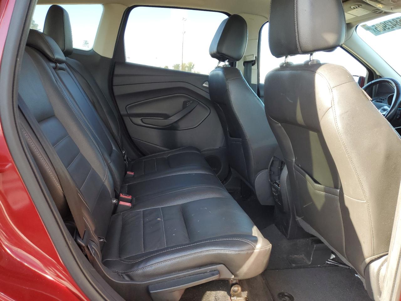 Ford Escape Titanium Image 13