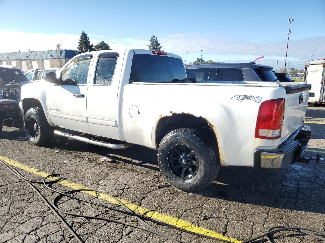 GMC Sierra K1500 Sle Image 2