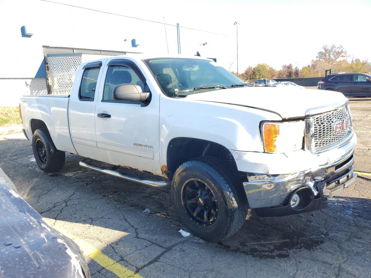 GMC Sierra K1500 Sle Image 3