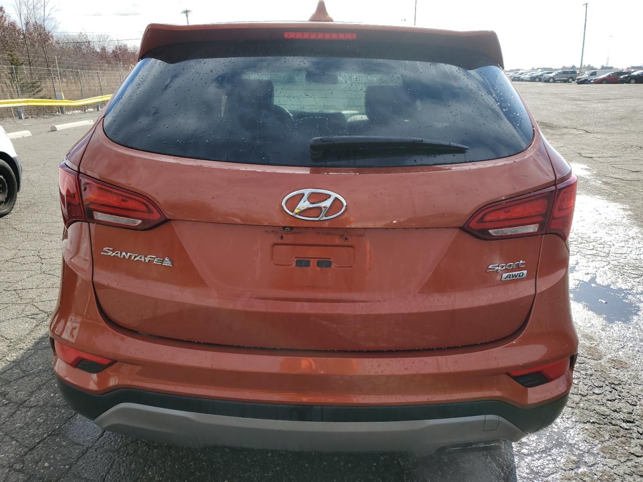 Hyundai SANTA FE Image 2