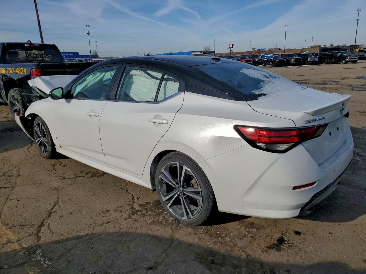 Nissan Sentra Sr Image 3