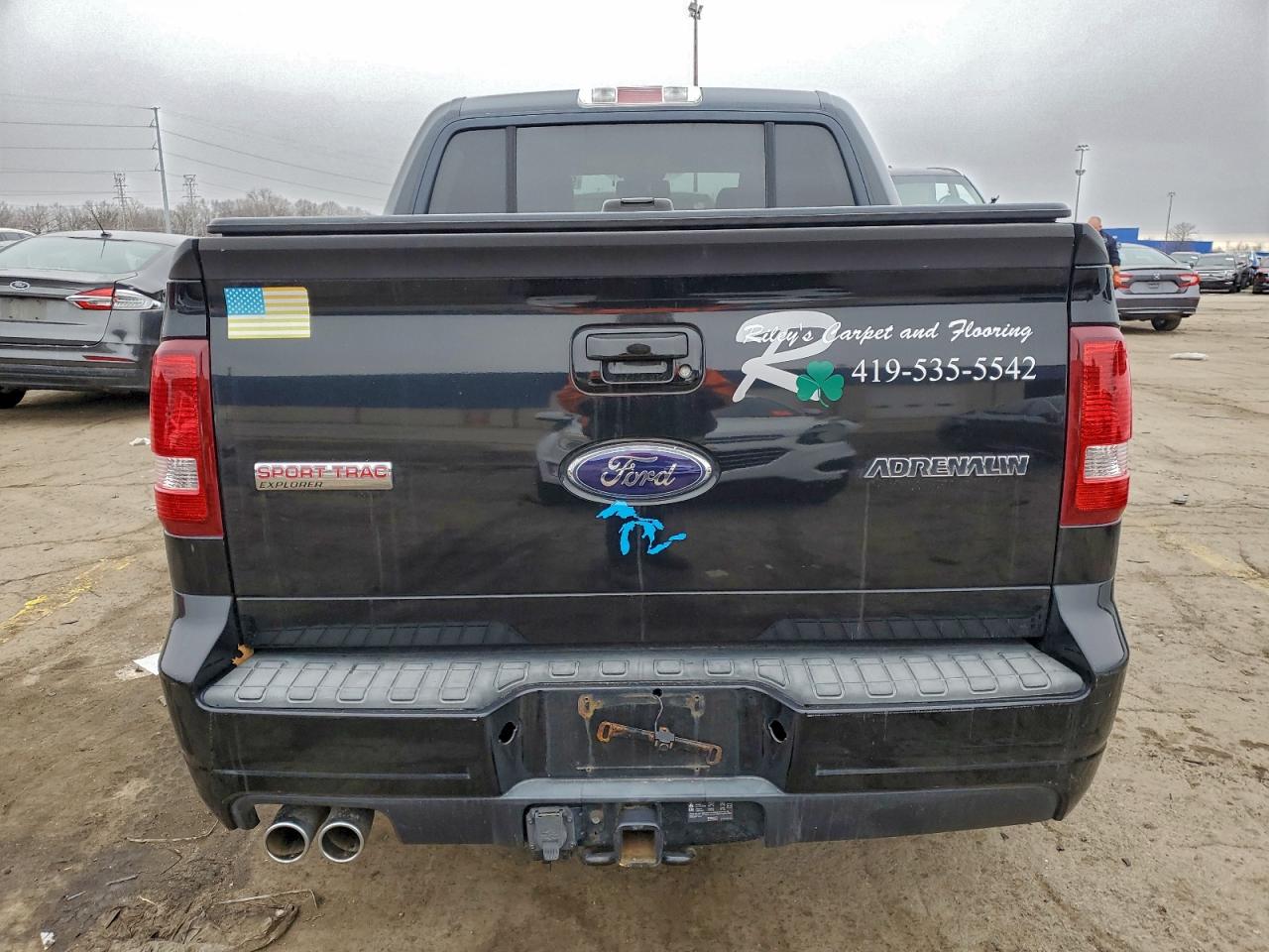 Ford Explorer Limited Image 2