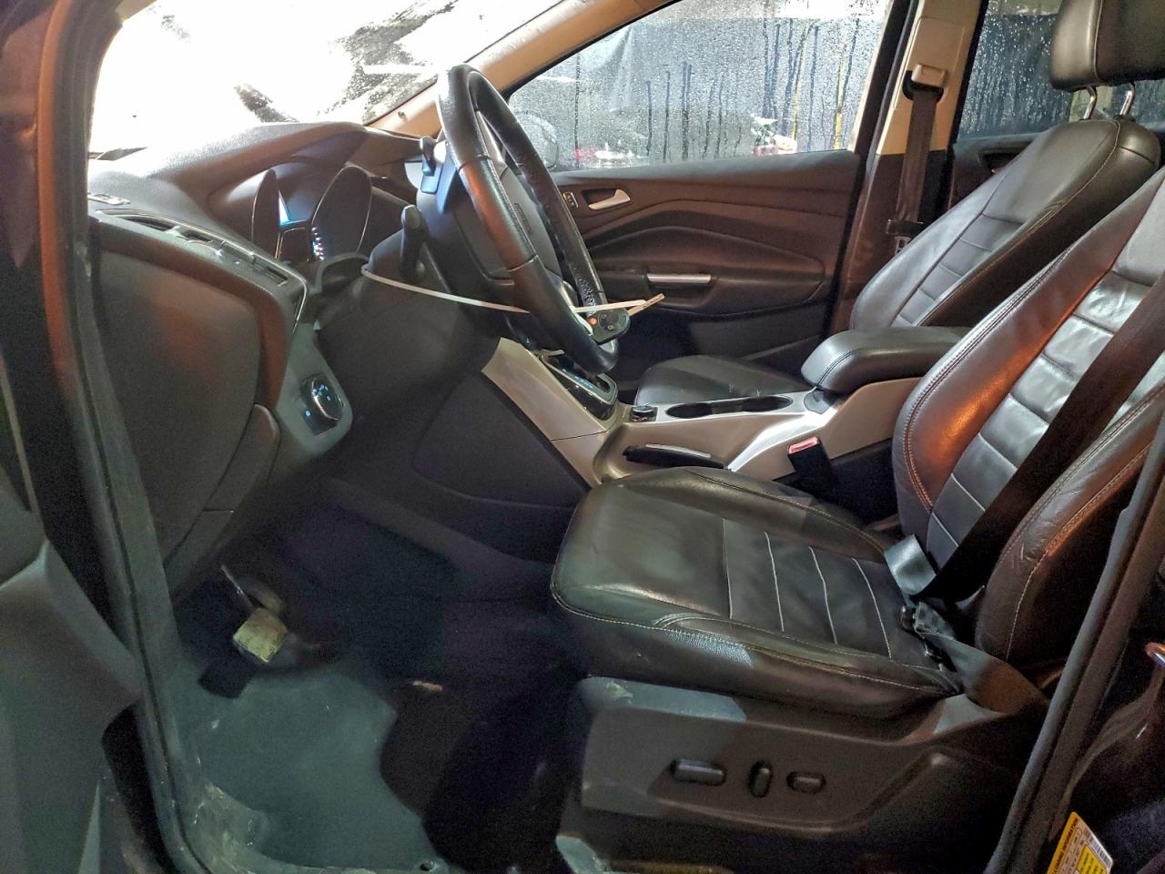 Ford Escape Sel Image 2