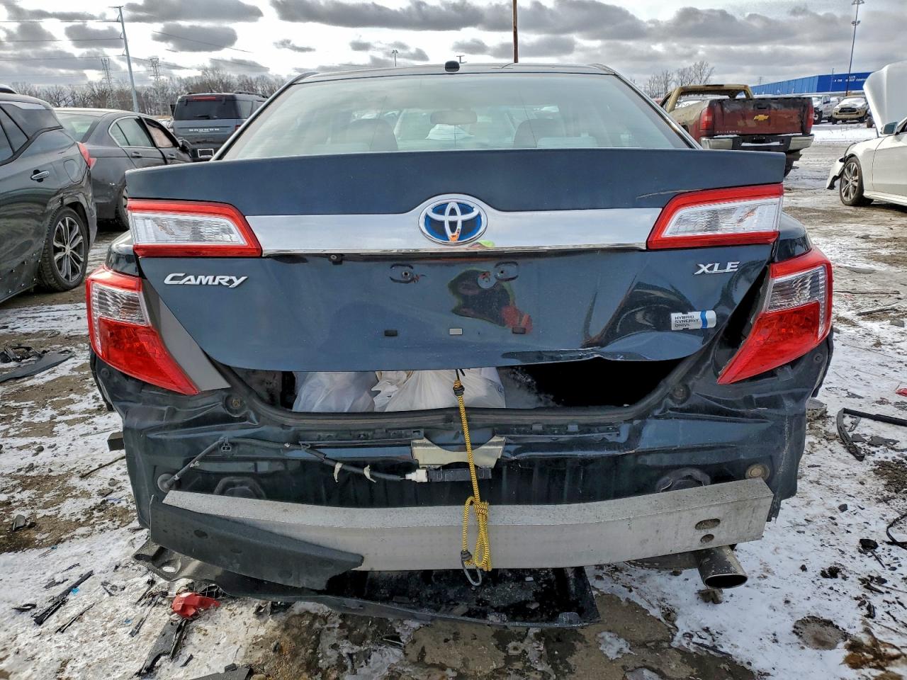 Toyota Camry Hybrid Image 10