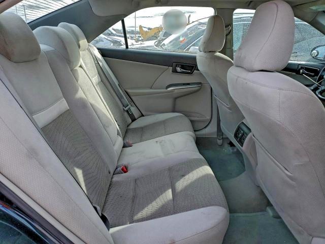 Toyota Camry Hybrid Image 12