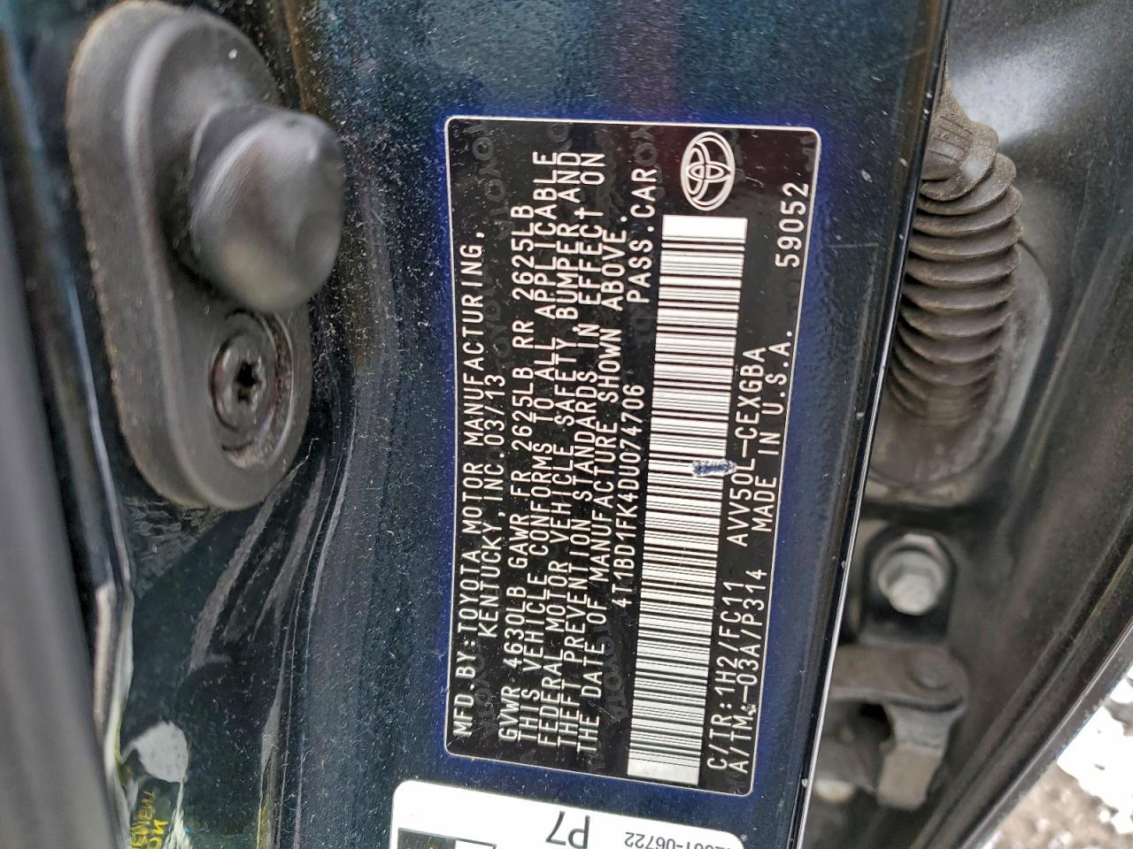 Toyota Camry Hybrid Image 7