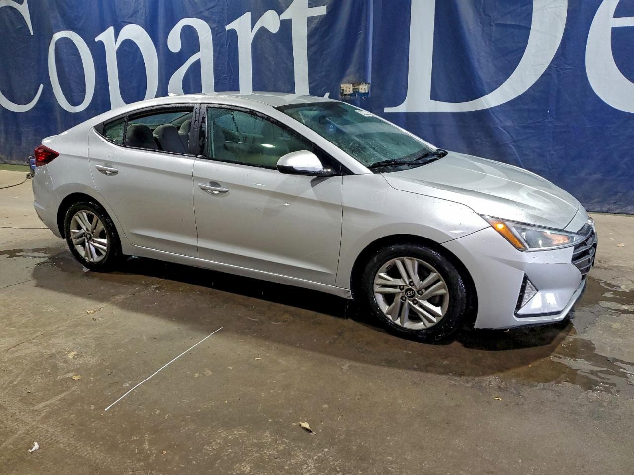 Hyundai ELANTRA Sel Image 4