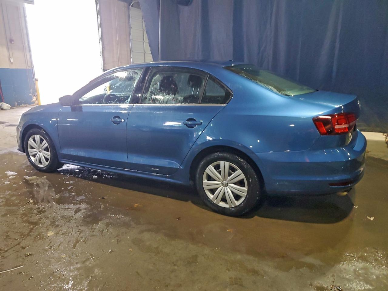 Volkswagen Jetta S Image 4