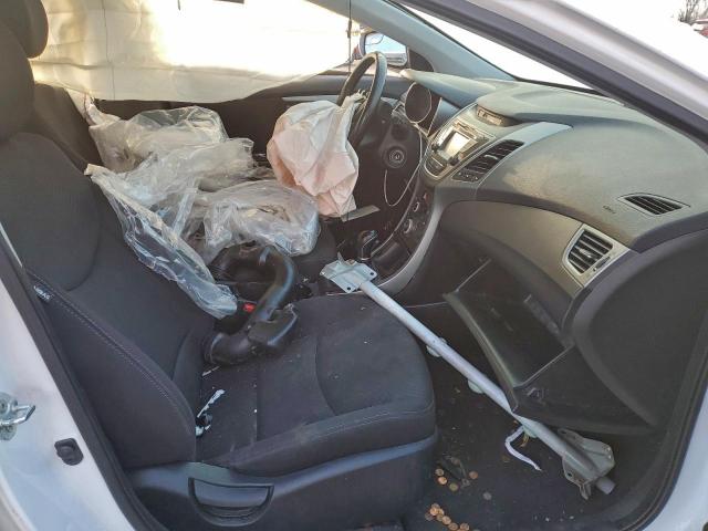 Hyundai ELANTRA Se Image 5